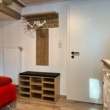 公寓 Und Am Rennsteig Bei Eisenach - Angela Jaentsch *