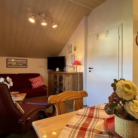 Апартаменты Und Am Rennsteig Bei Eisenach - Angela Jaentsch Wolfsburg-Unkeroda