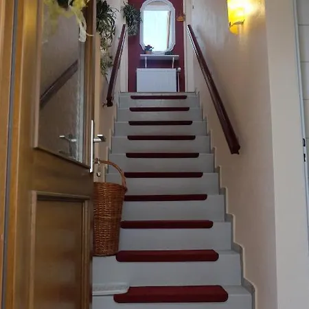 Appartement Und Am Rennsteig Bei Eisenach - Angela Jaentsch